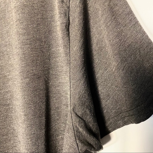 🚨4 Tee Shirt Bundle - Picture 10 of 15